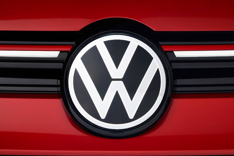 Light Up VW emblem
