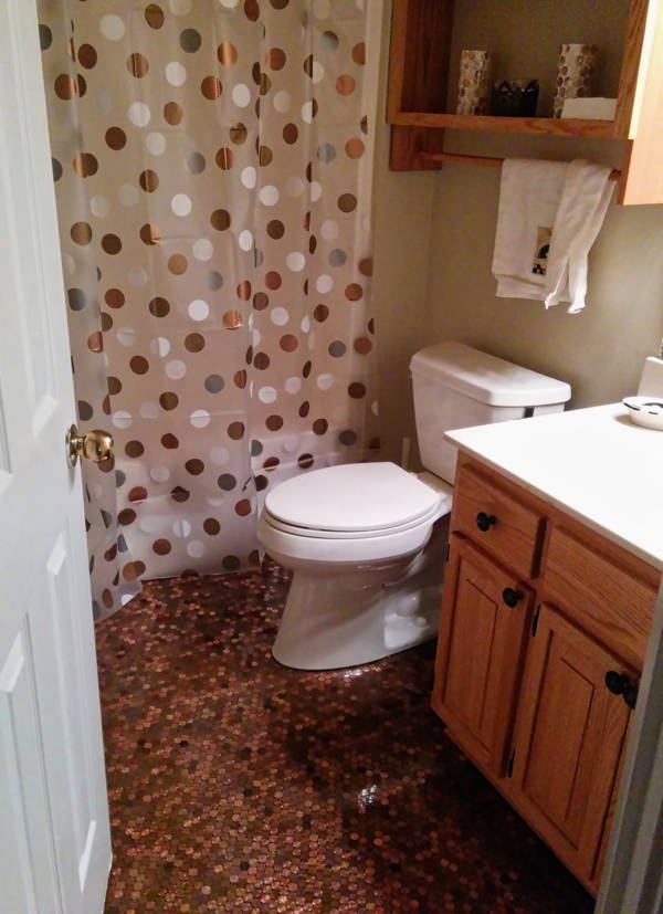 An epoxy penny floor for a bathroom