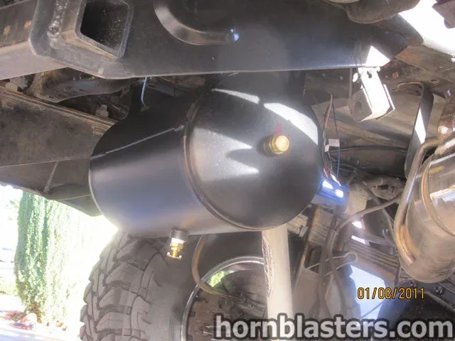 Richard's 2002 Ford F350 Super Duty Super Cab Train Horn Install