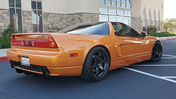 Conrad's 2004 Acura NSX Horn Install