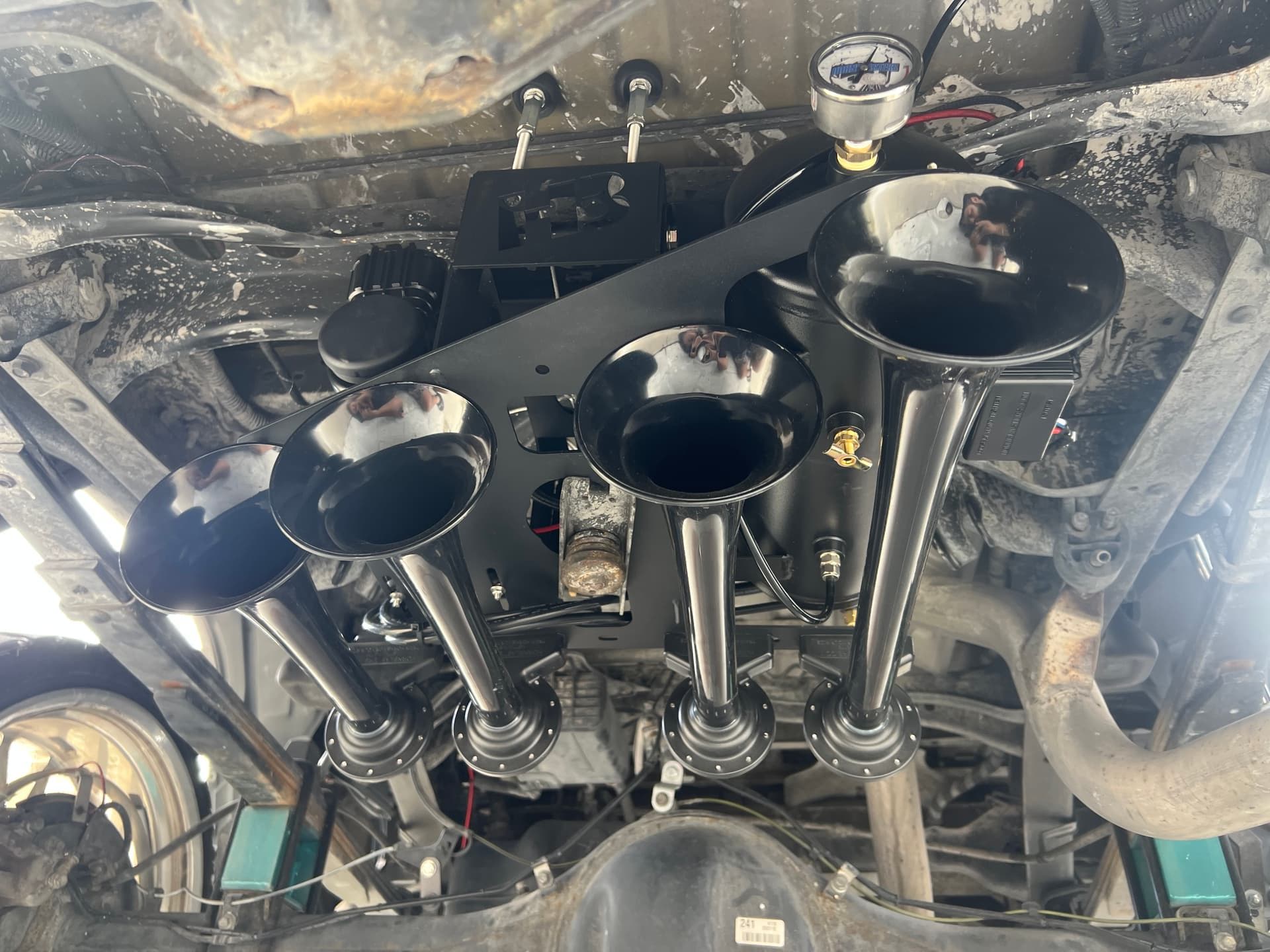 Trevor's 2005 Toyota 4 Runner Train Horn Install