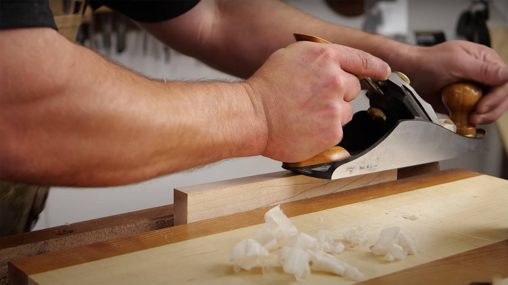 edge jointing a board in a moxon vise