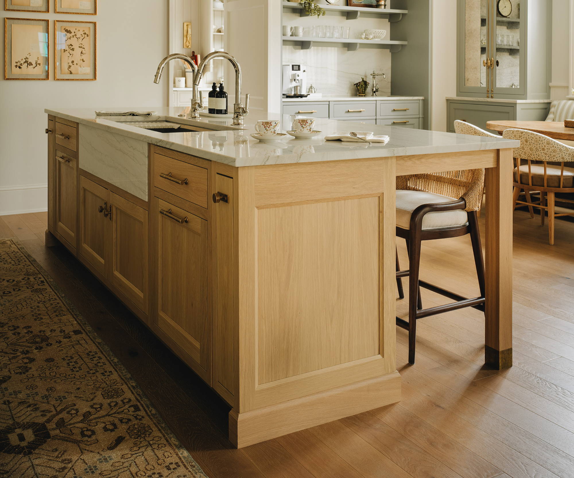 Choosing Cabinet Hardware_Jean Stoffer