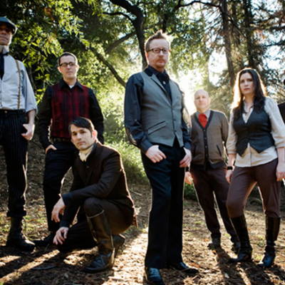 Dennis Casey of Flogging Molly recycled guitar string bracelets and jewelry