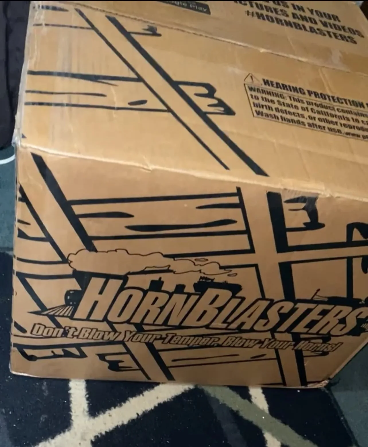 HornBlasters shipping box close-up