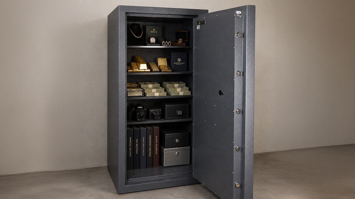 AMSEC AMVAULT TL-30X6 filled.