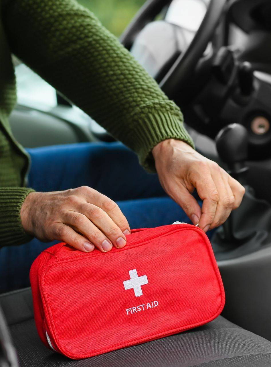 Medical Supply First Aid Kit/Emergency Kit/Car First Aid Kit/ - China First  Aid Kit, First Aid Box