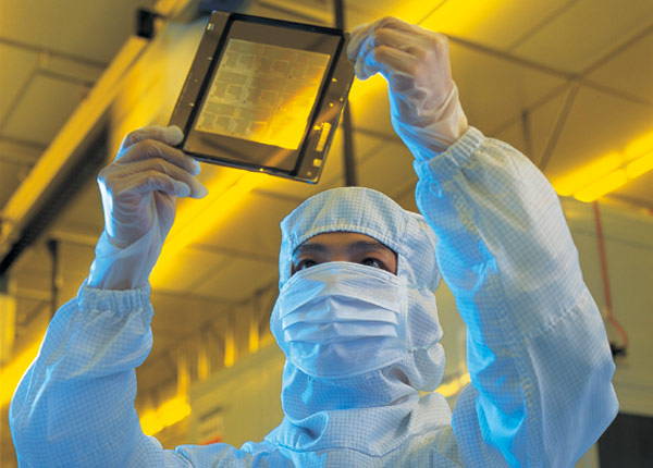 Security Cameras for Manufacturing Facilities
