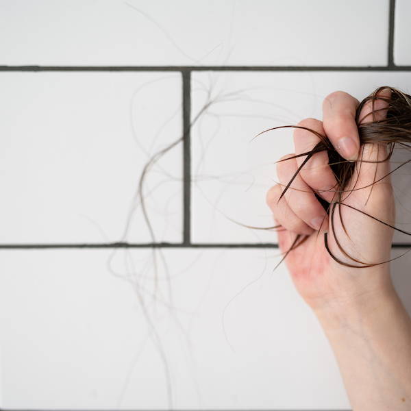 Learn About Post-Partum Hair Loss in Women | KeepItAnchored