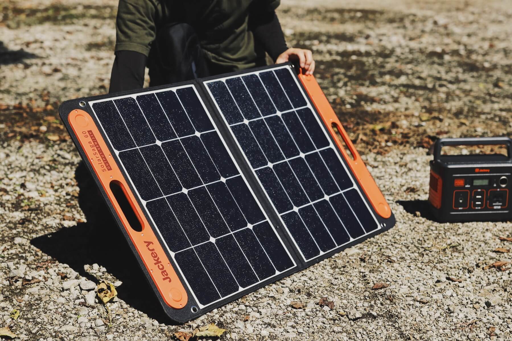 ポータブル電源とは 車中泊 キャンプで安心できるjackery ポータブル電源のご紹介 Jackery Japan