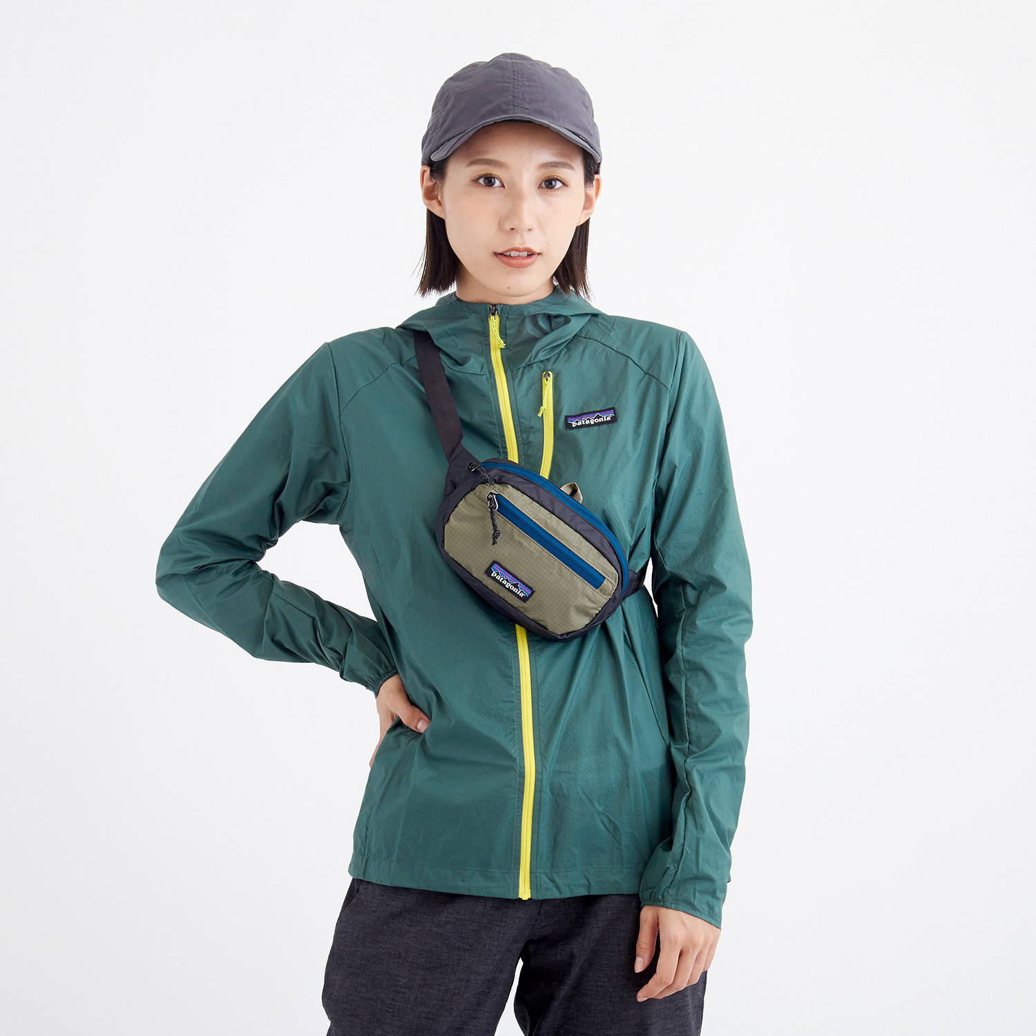 patagonia（パタゴニア）/ウルトラライト ブラックホール ミニヒップパック 1L/カーキ