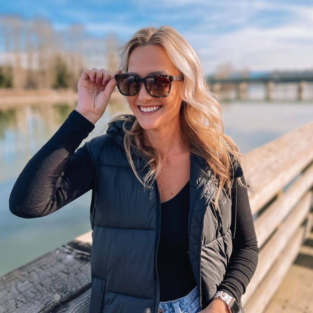 blonde woman wearing Cosmo, Tortoise Oversized Square Sunglasses