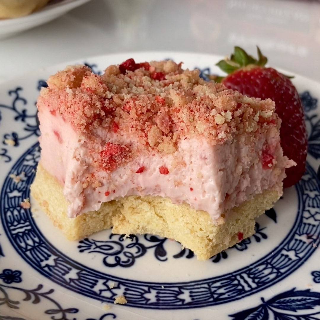 Strawberry Shortcake Bar