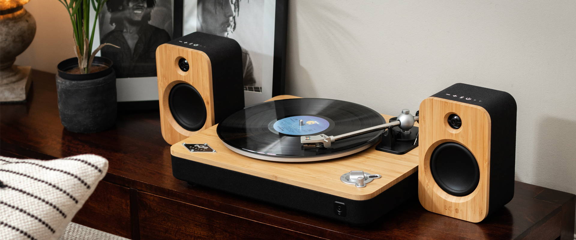 7 Essential Vinyl Record Accessories 