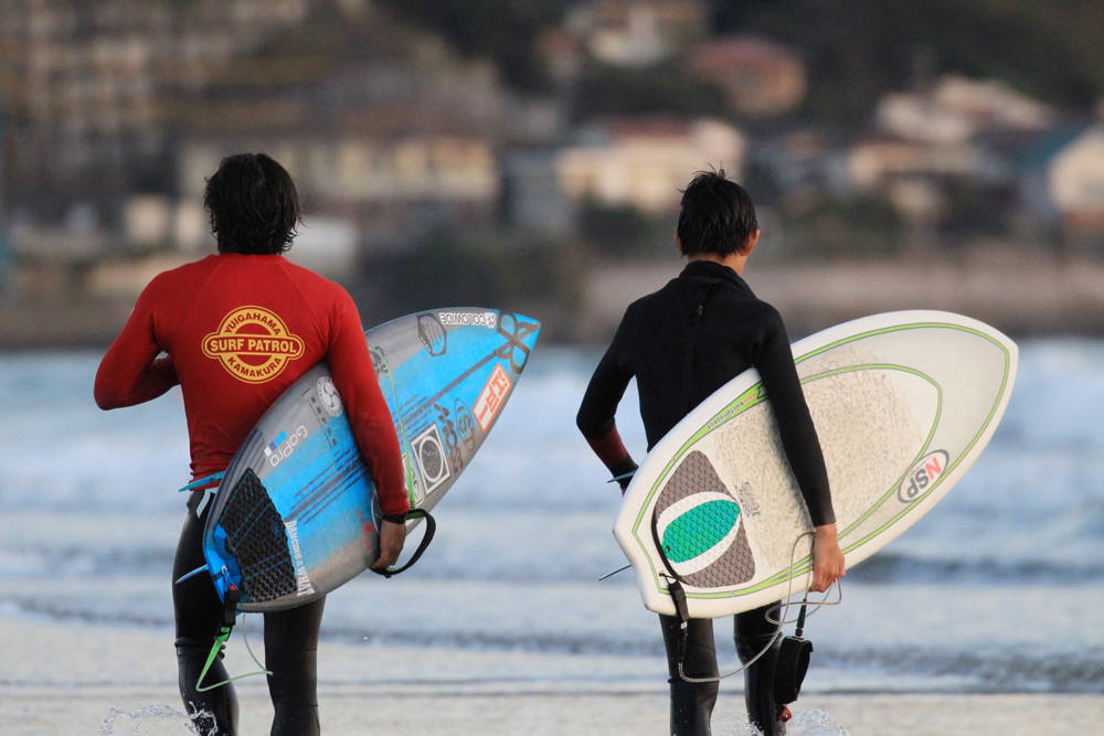 Surfing is life: Senior Japanese surfer inspires Fujisawa's surf culture by  catching waves at 90