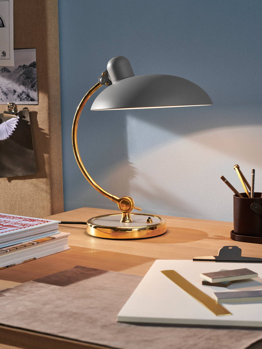 Bauhaus table lamp