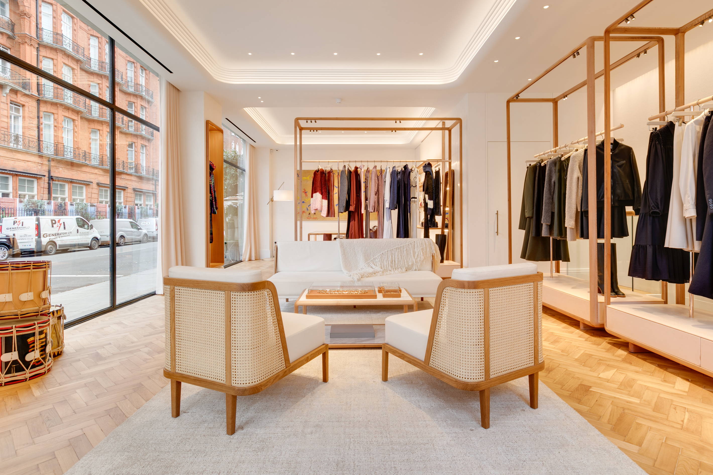 GABRIELA HEARST FLAGSHIP STORE – De La Espada