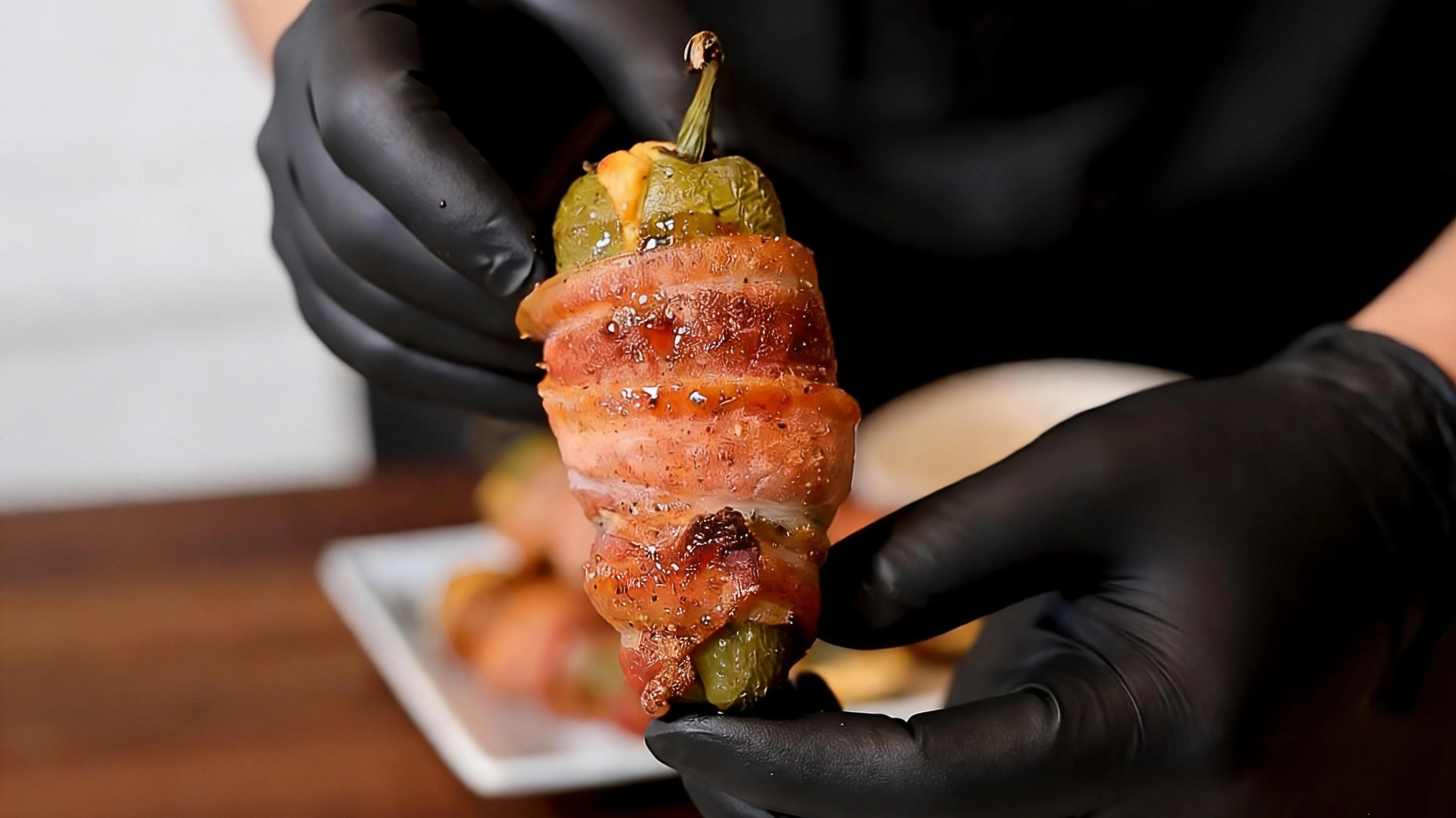 Cajun Honey Crawfish Poppers、Sweet-Heat Crawfish Jalapeño Poppers、Bacon-Wrapped Cajun Poppers、Mexican chili peppers、crayfish、crayfish balls