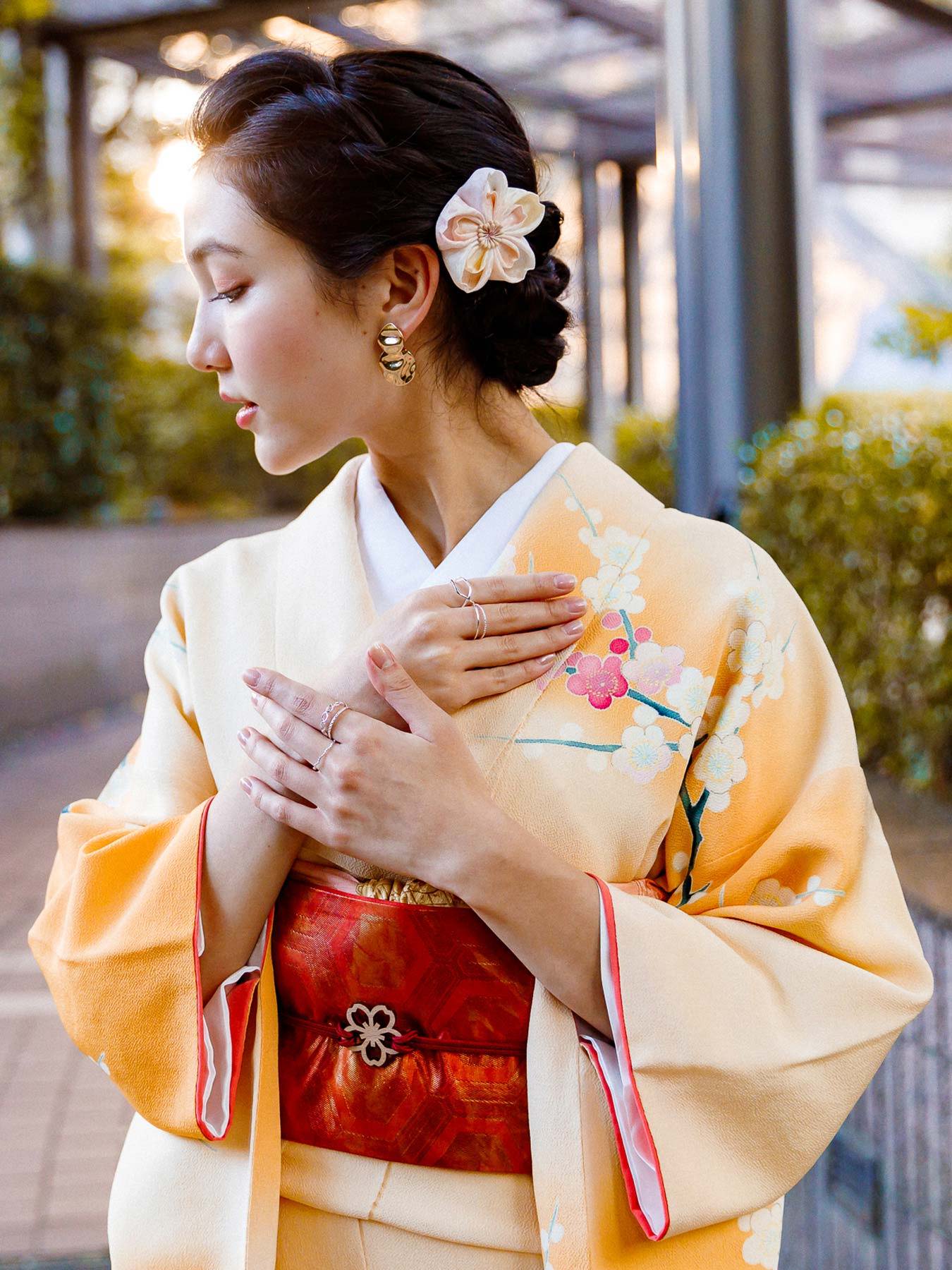 What is the traditional costume that Japanese Women wear? | Dresses Images 2022