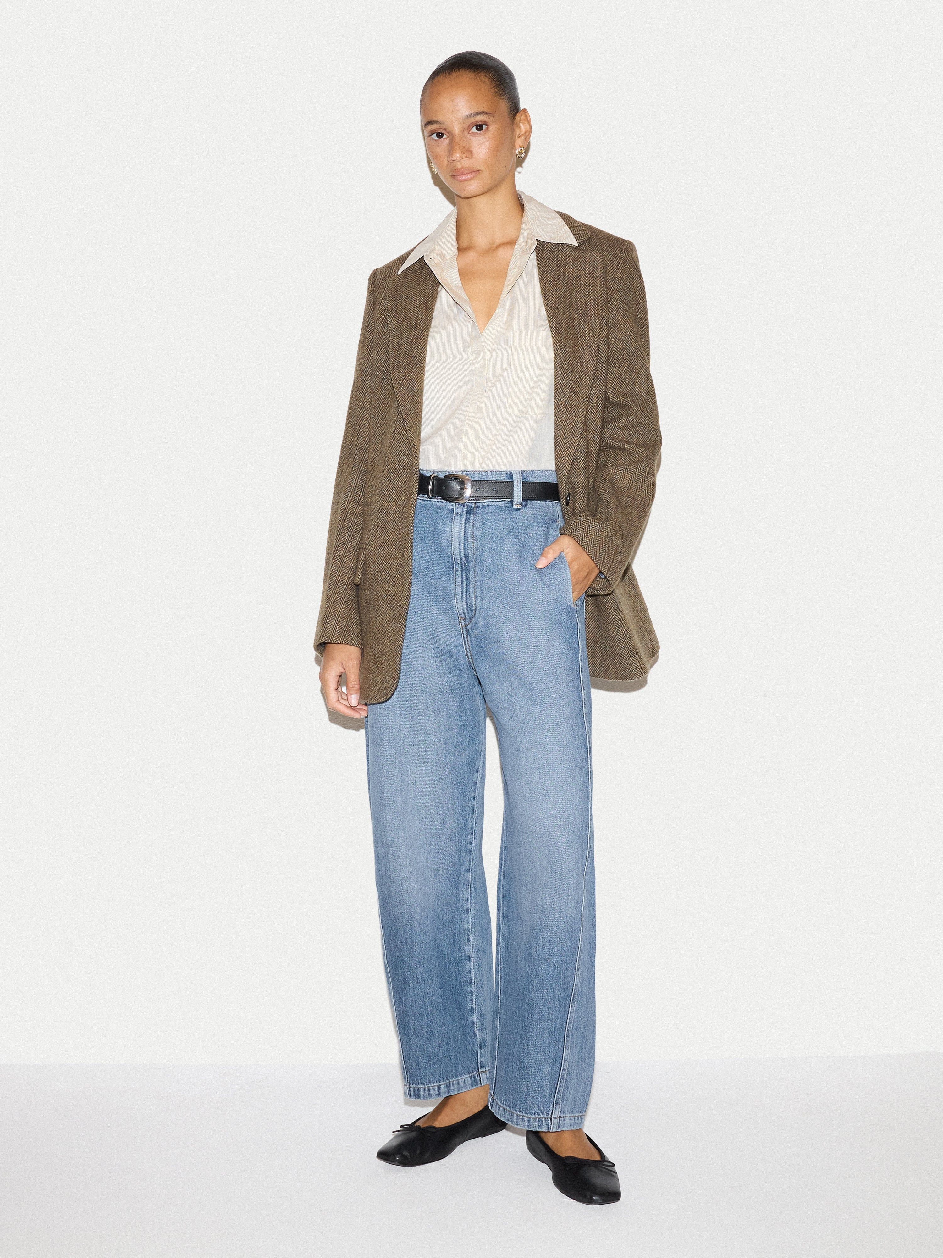 Chelsea Barrel Leg Jean