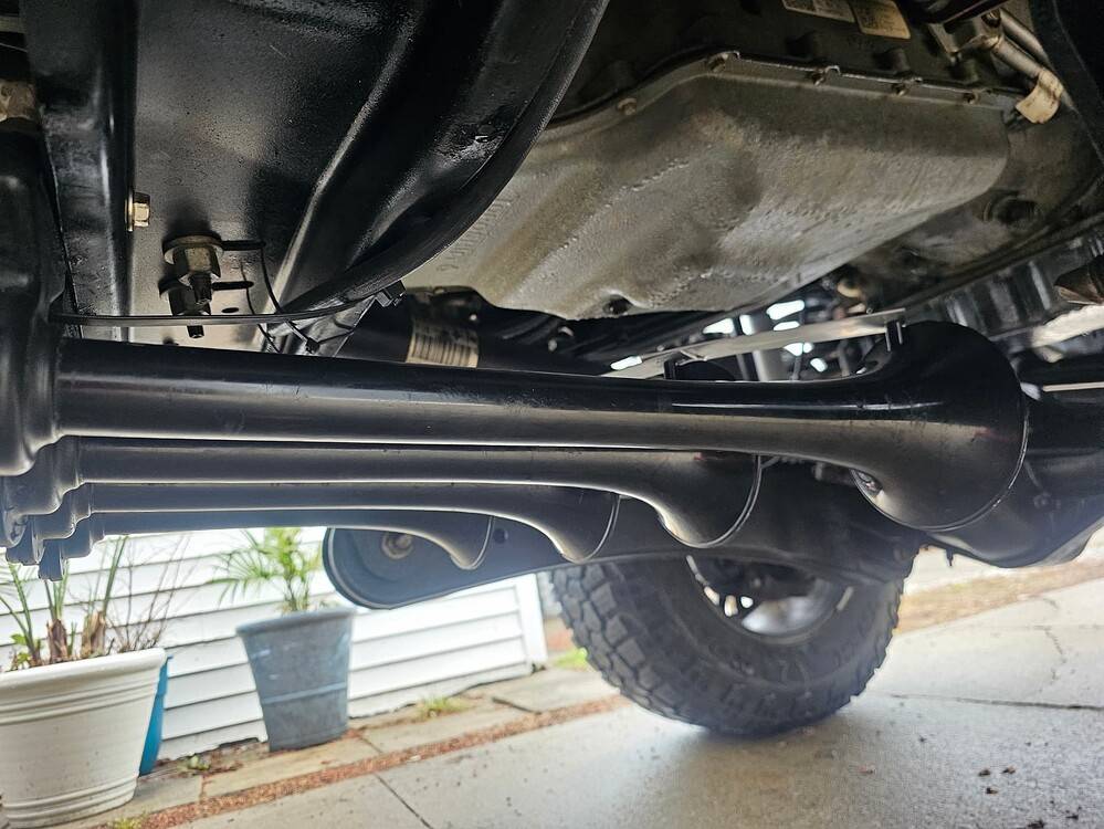 Shawn's 2015 Ford King Ranch with 8 Shocker XL Train Horns & 5