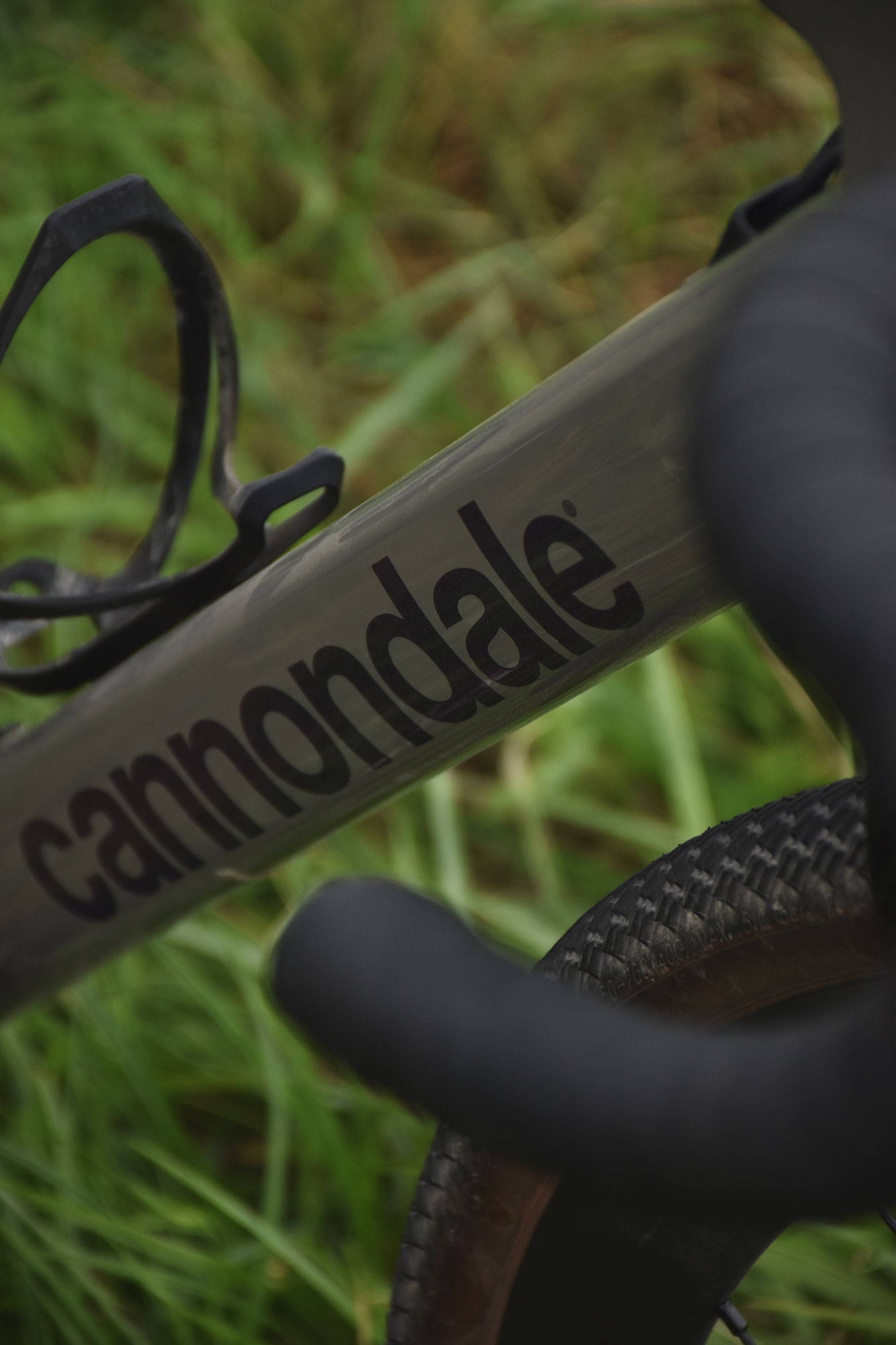 Cannondale logo on downtube
