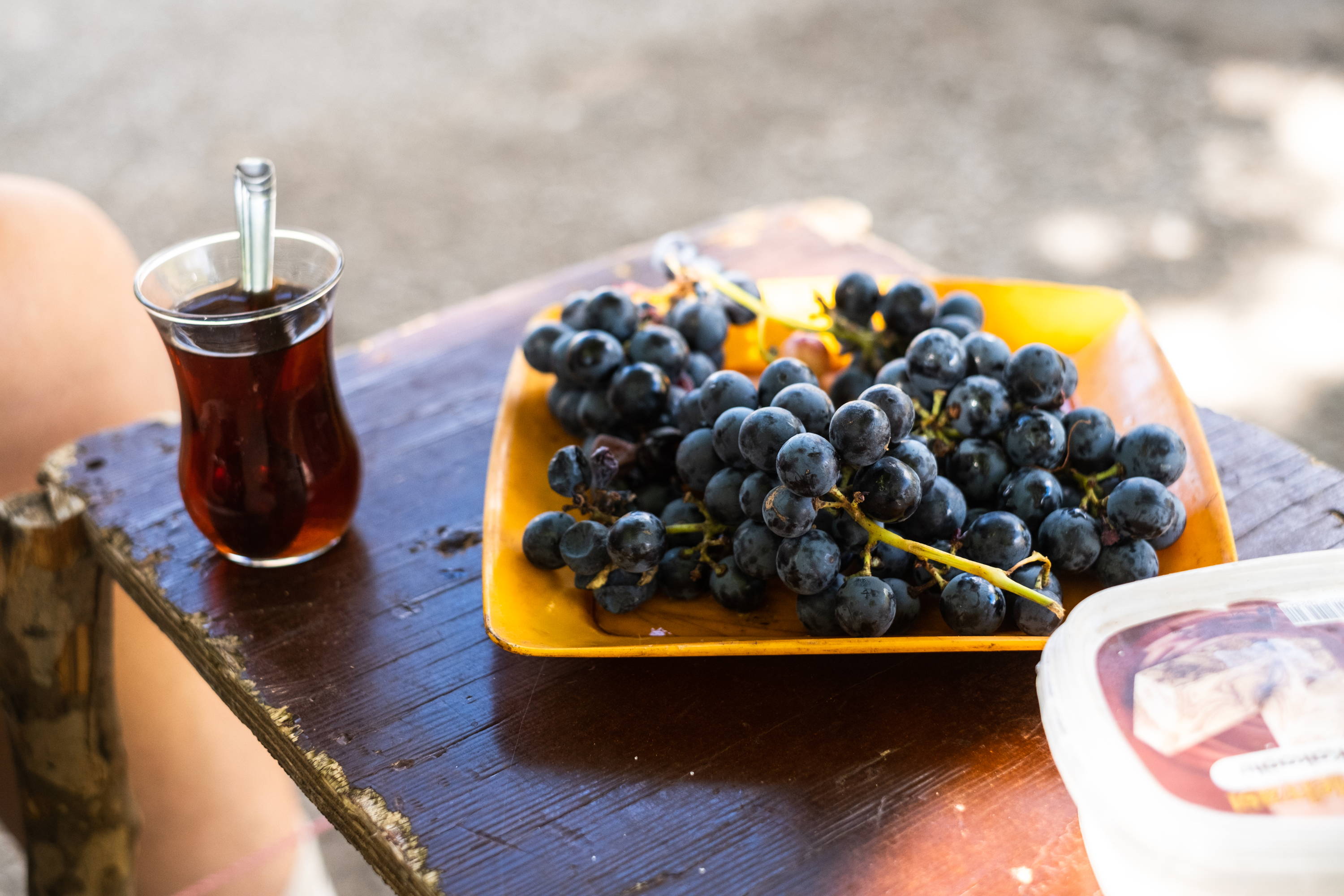 grapes and turkish tea