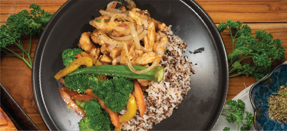 Low Fat Chicken Stroganoff served with mix grains, quinoa and Mix Vegetables