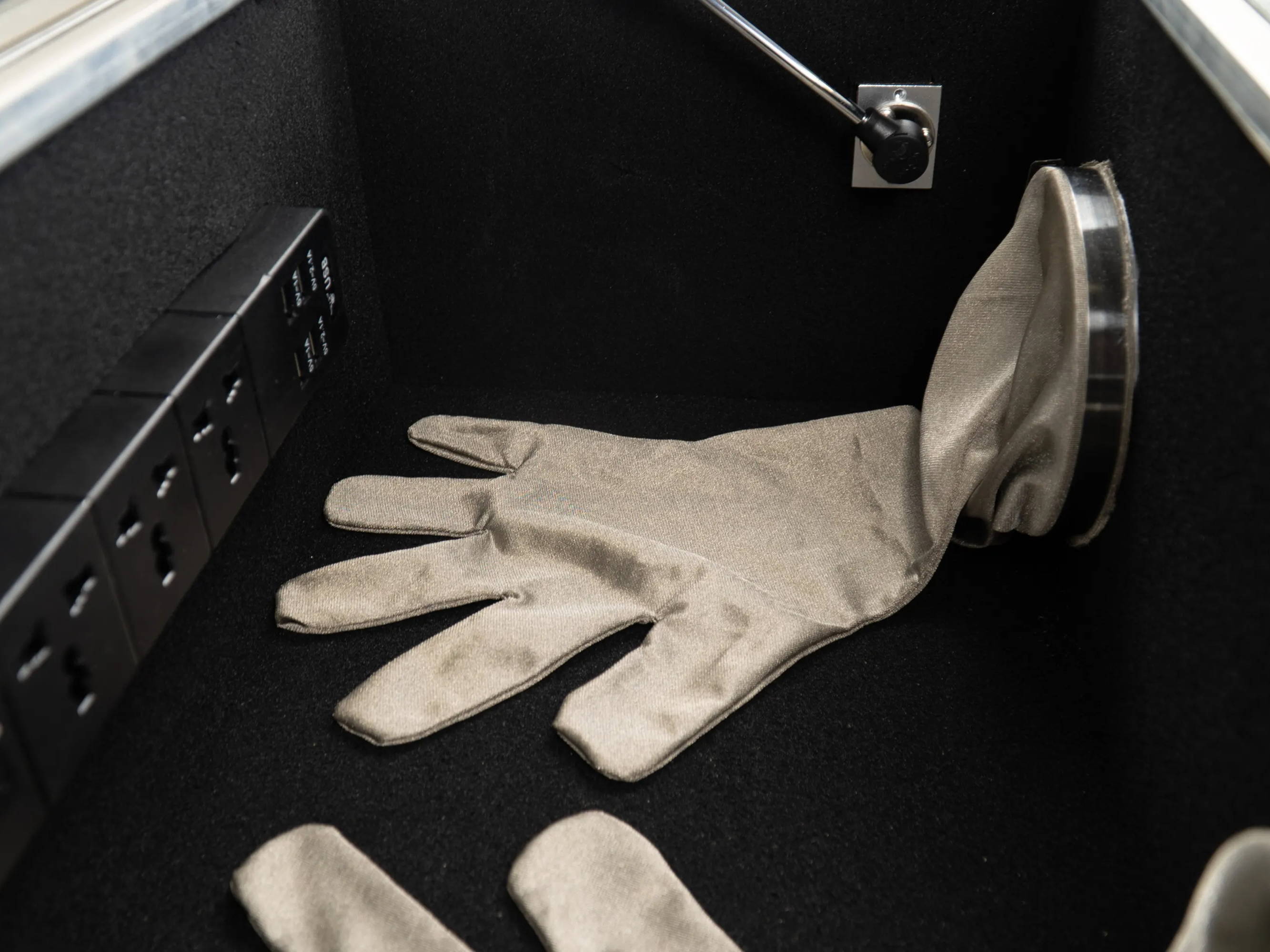Conductive Gloves Faraday Cage Anti-Radiation RF Shielding