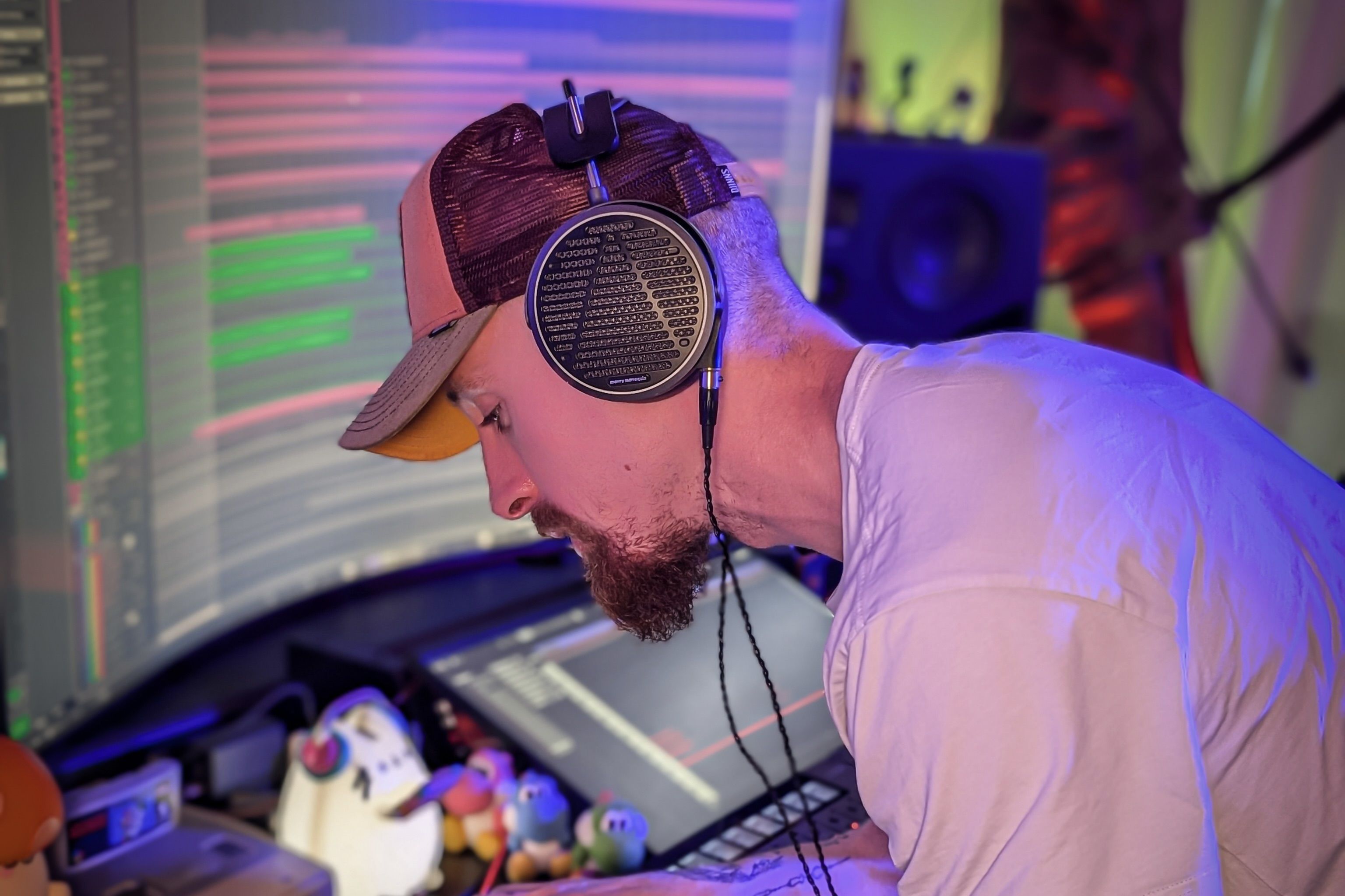 Tobi Weiss wearing Audeze MM-500 headphones in the studio 