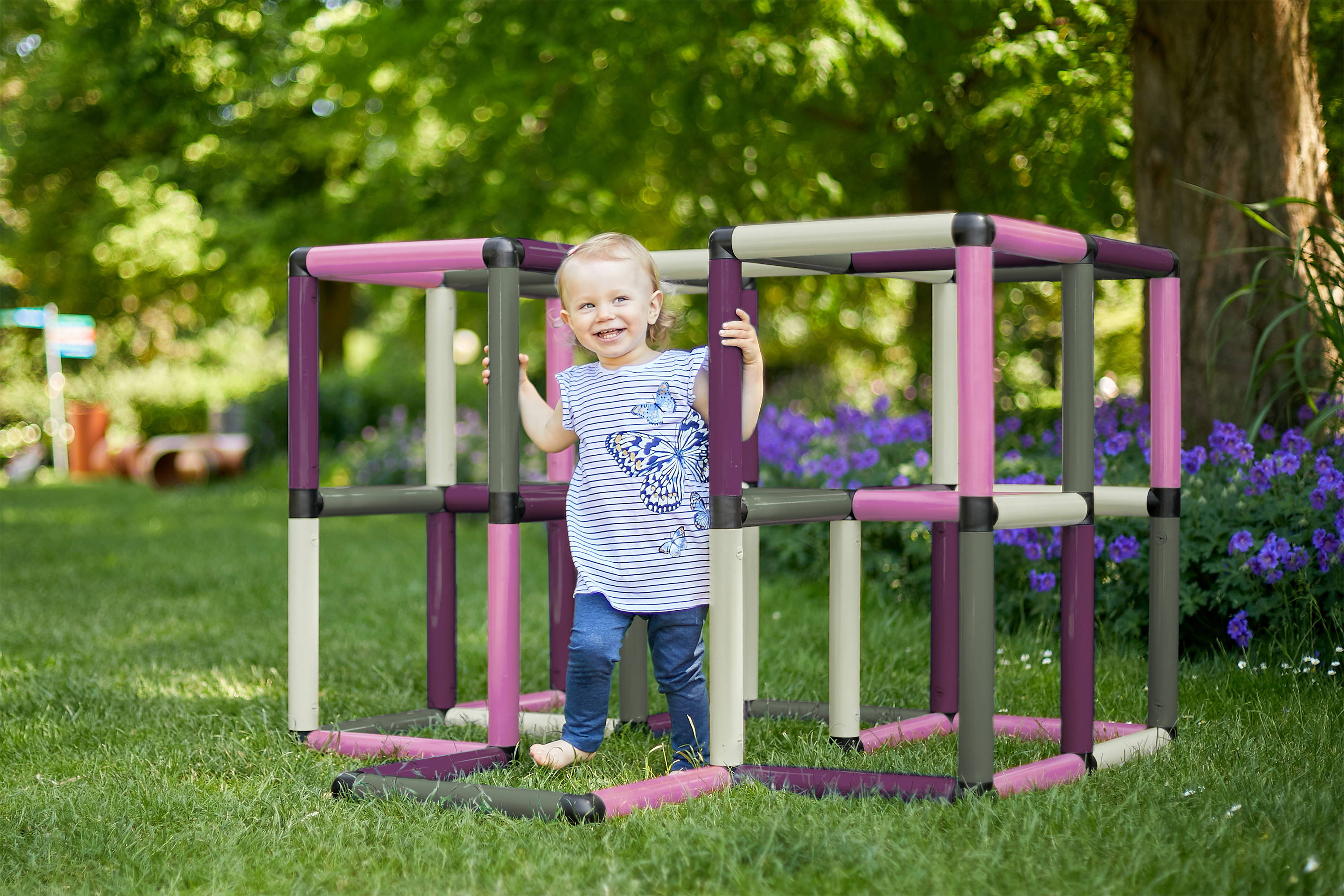 Jungle Gym for Kids - Climbing Pyramid Home – QUADRO Toys Jungle Gym for Kids - Climbing Pyramid Home – QUADRO Toys