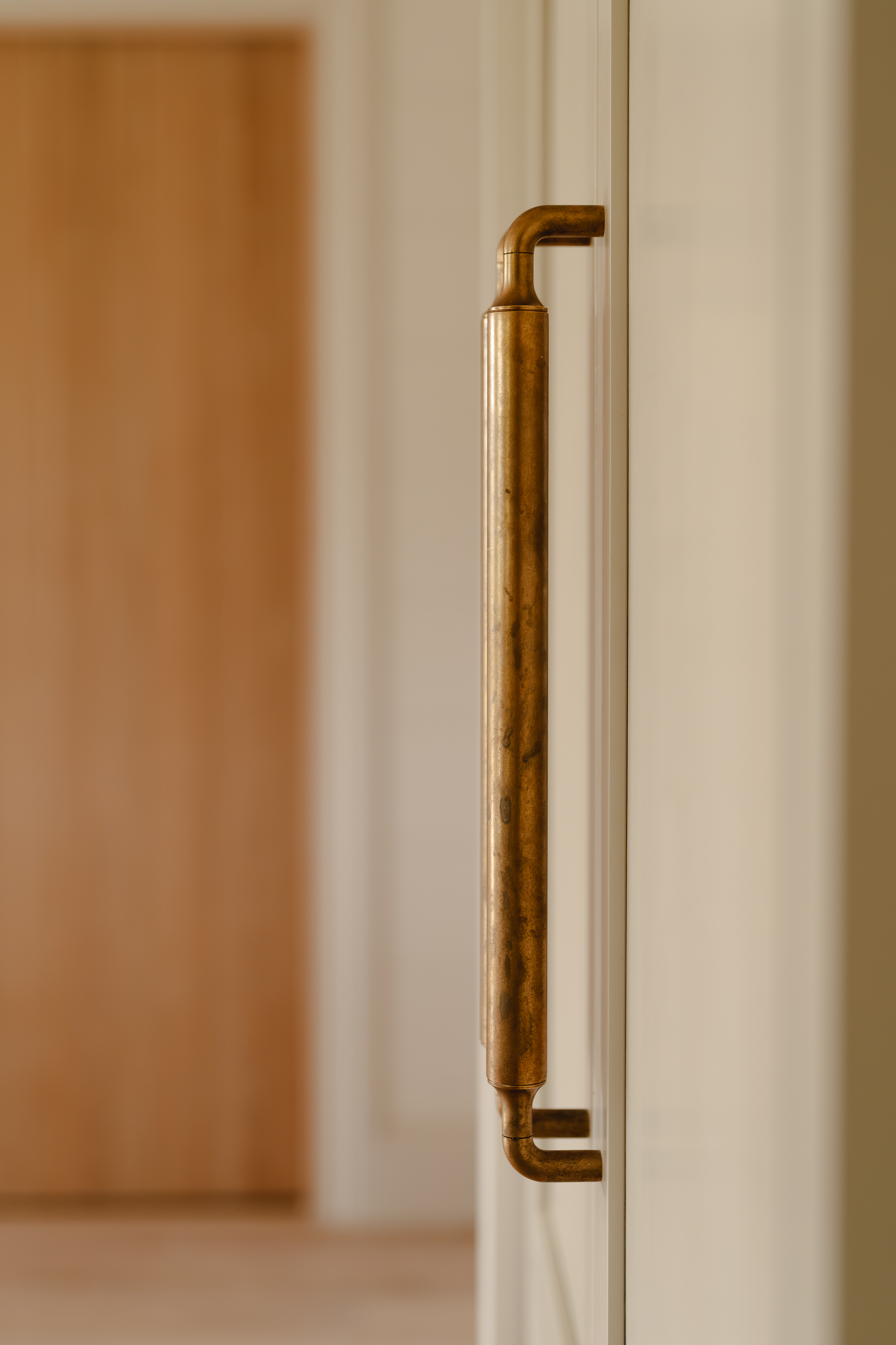 Brass Vs Bronze Cabinet Hardware_Barwick