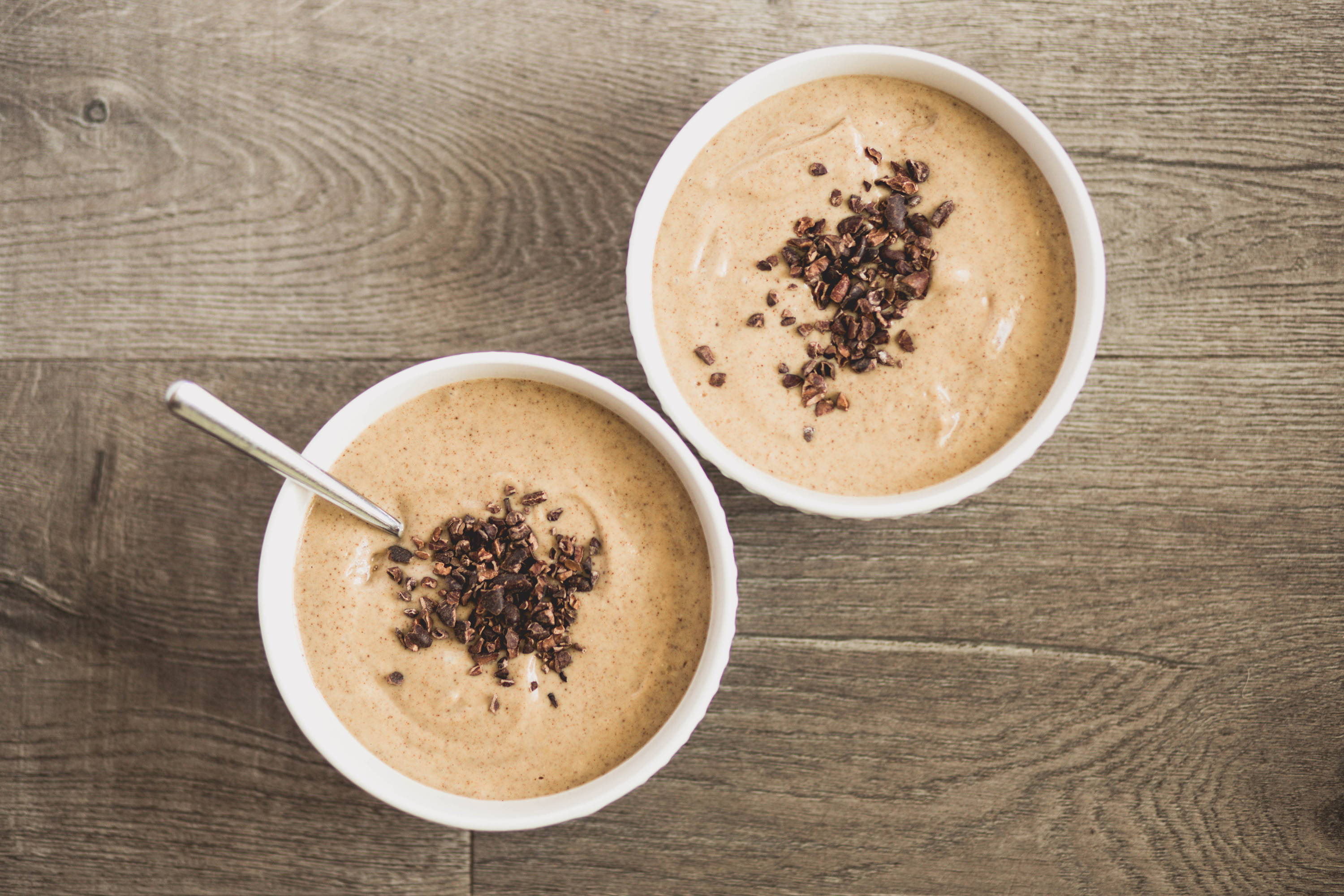 Vegan-cookie-dough-smoothie-bowl