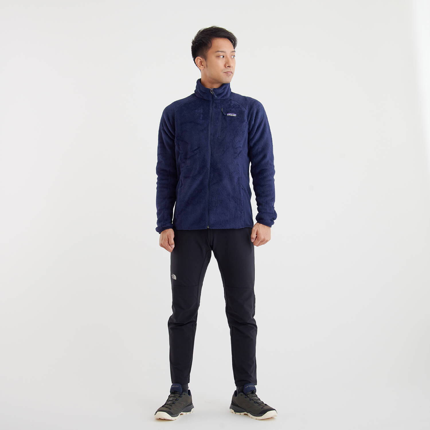 patagonia（パタゴニア）/R2ジャケット/ネイビー/MENS