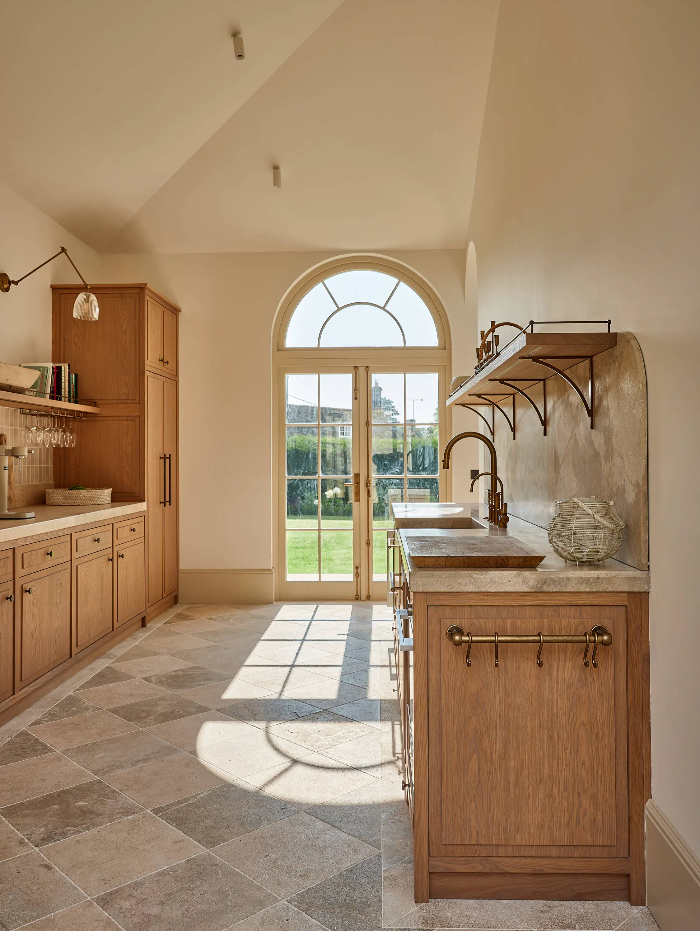 11 Oak Kitchens_Laura Butler-Madden