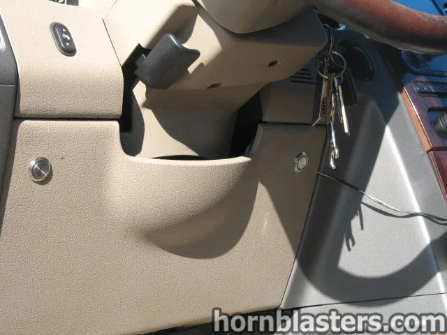 Mitch's 2006 Ford F150 Train Horn Install