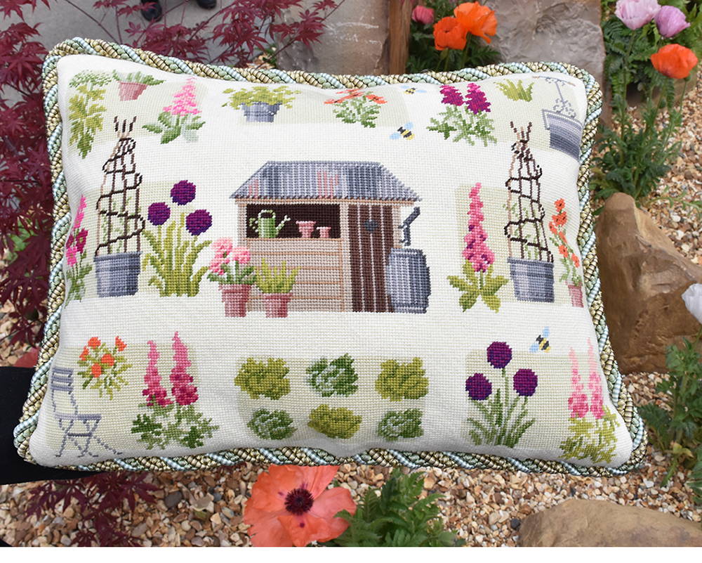 Close up of the Chelsea Cutting Garden cushion