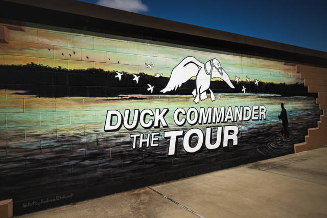 Duck Commander warehouse and call shop