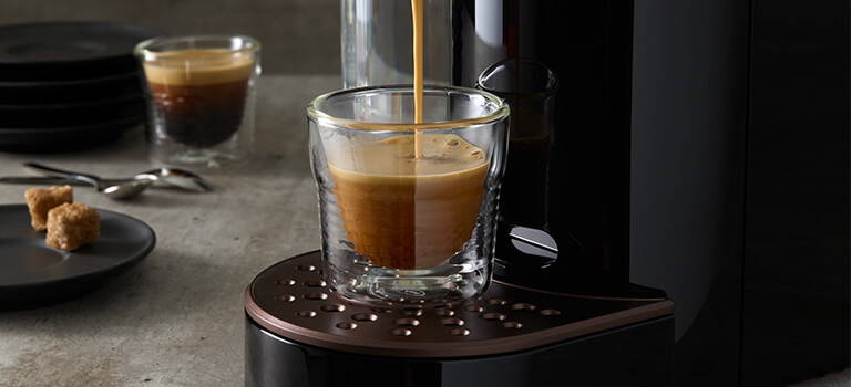 K-FEE® Twins II Single Serve Coffee and Espresso Machine (Black/Chrome) |  Starbucks® Verismo* Compatible + Free Lattaero Milk Frother