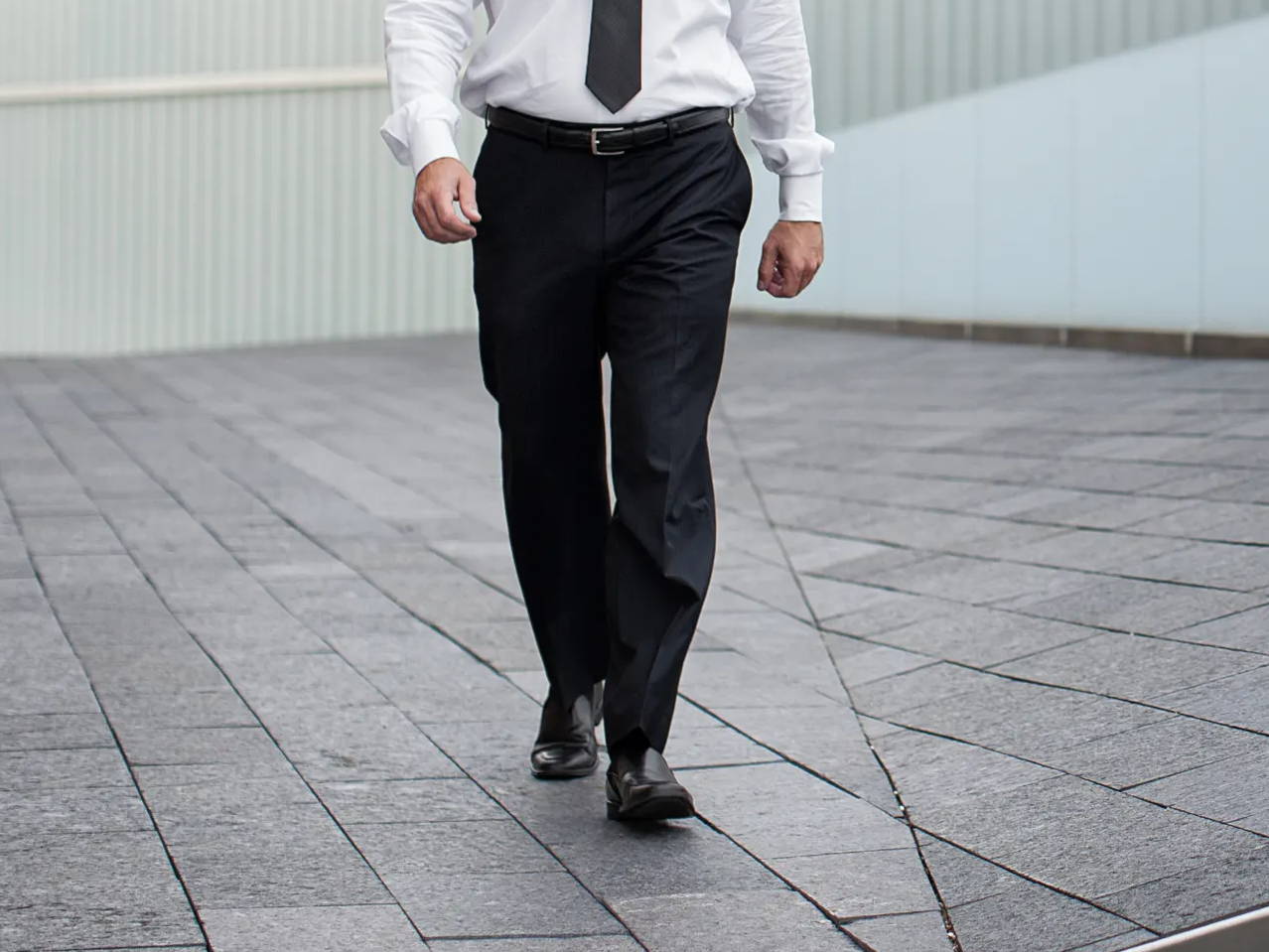 Business man walking and wearing Ease Gradient Compression