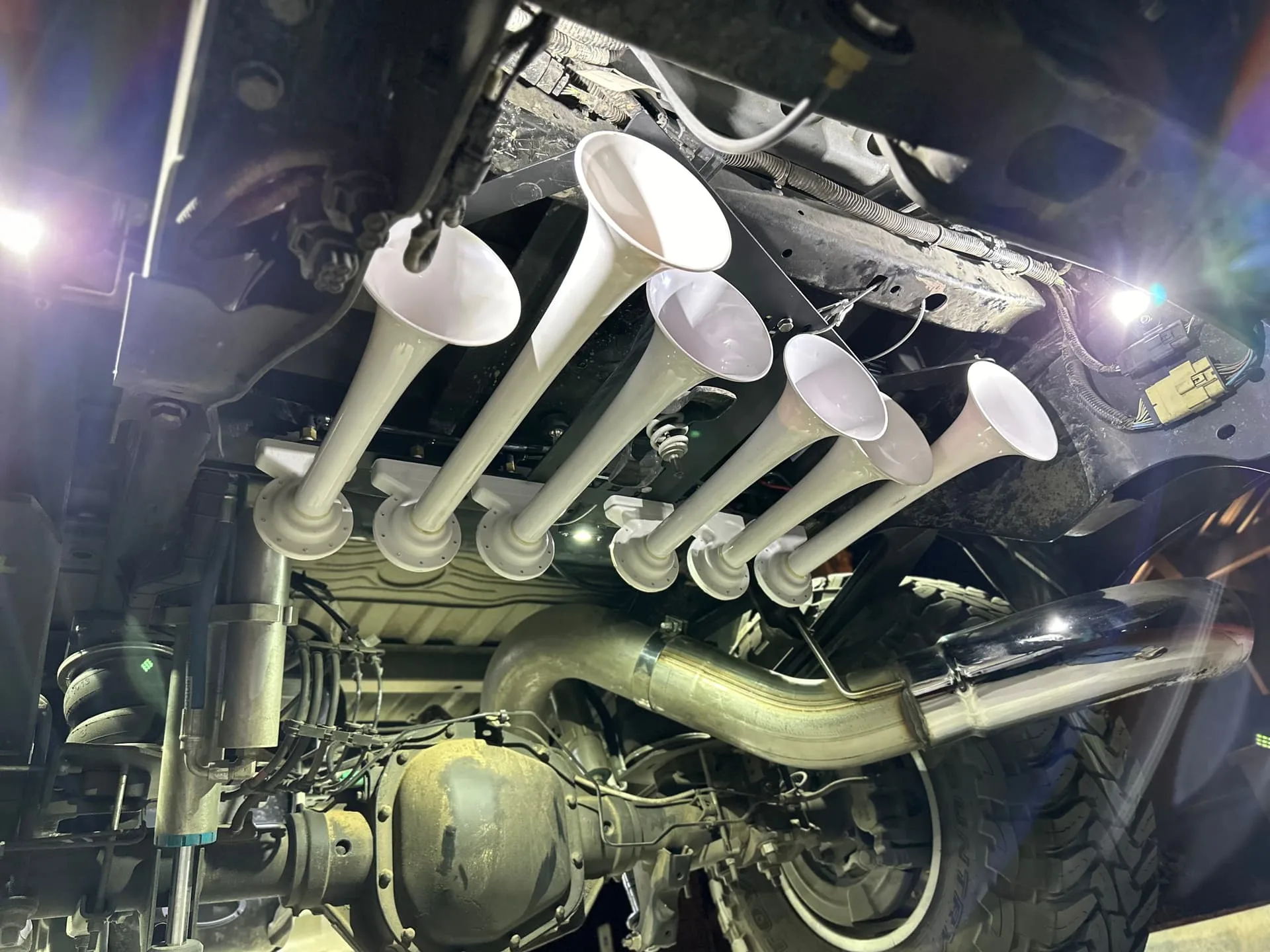 Anthony's 2021 Ford F250 Superduty Train Horn Install