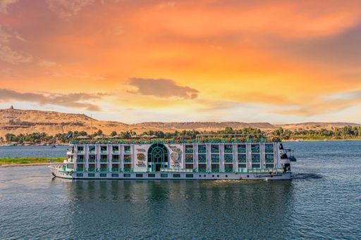 Sonesta Moon Goddess Exterior