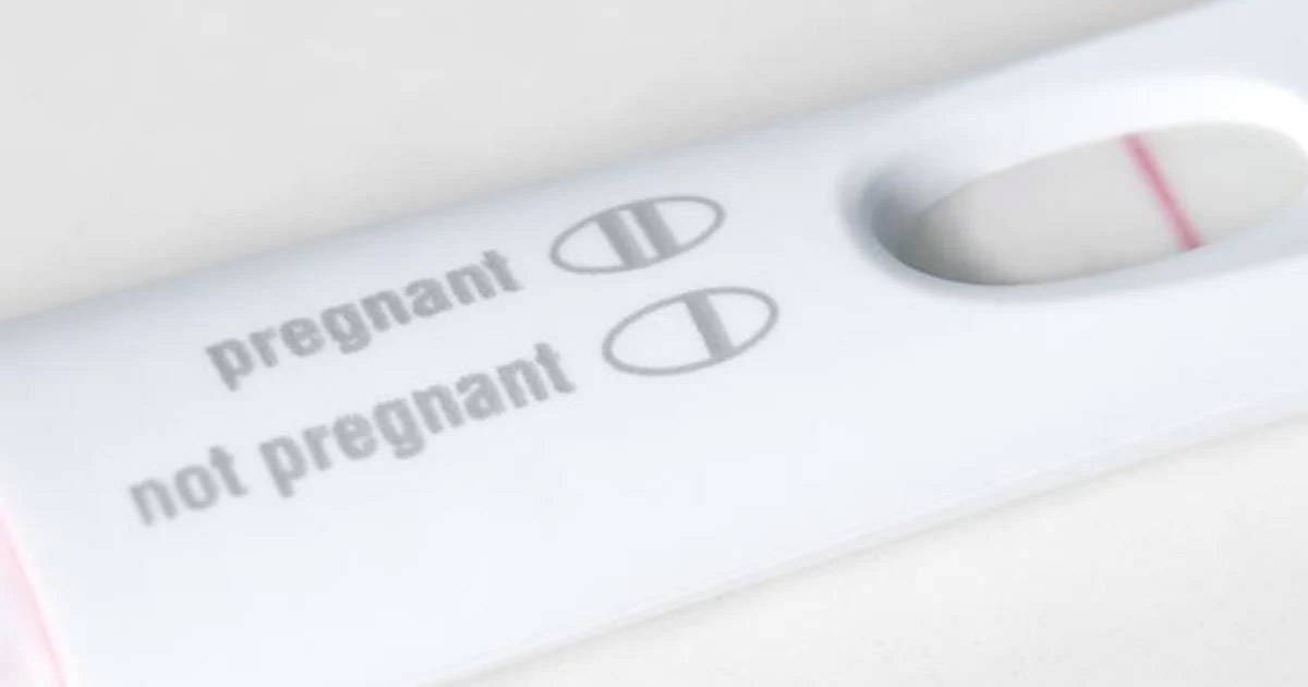 white pregnancy test showing not pregnant indicator