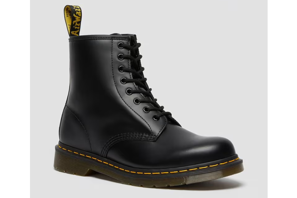 DR. MARTENS 1460 SMOOTH LEATHER BOOTS - BLACK