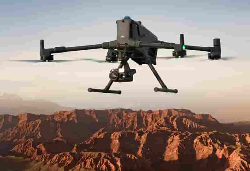DJI Matrice 400 