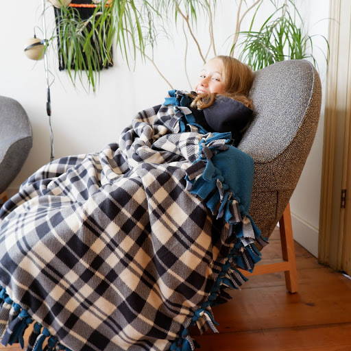 Cozy DIY Fleece Tie Blanket