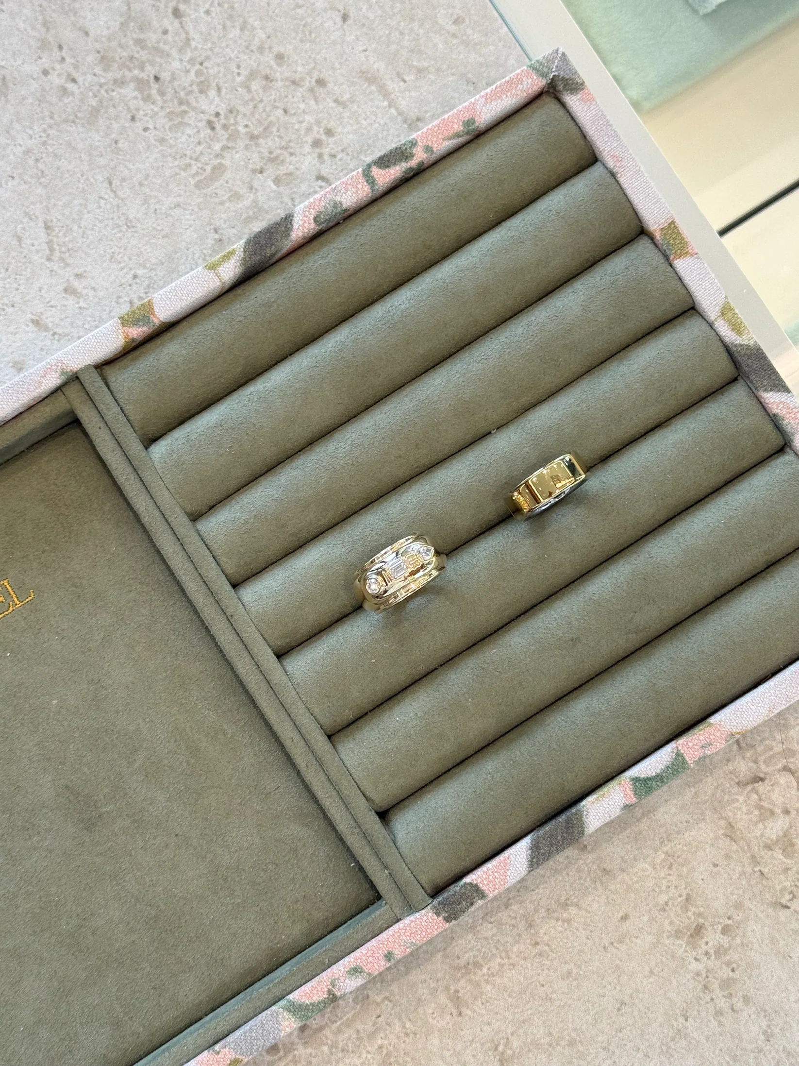 Diamond Bubble Oura Ring