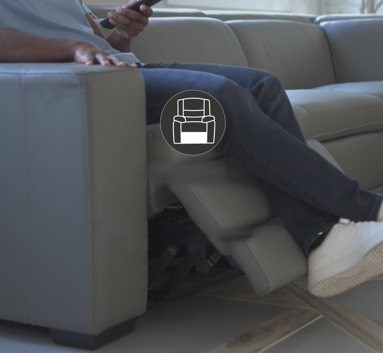 Power-recline-adjustable-footrest