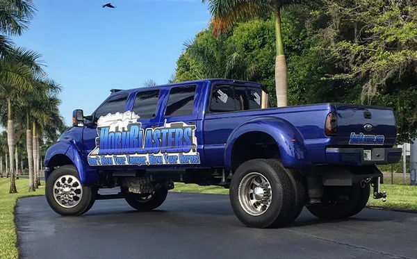 HornBlasters Custom Six-Door 2006 Ford F650 Show Truck