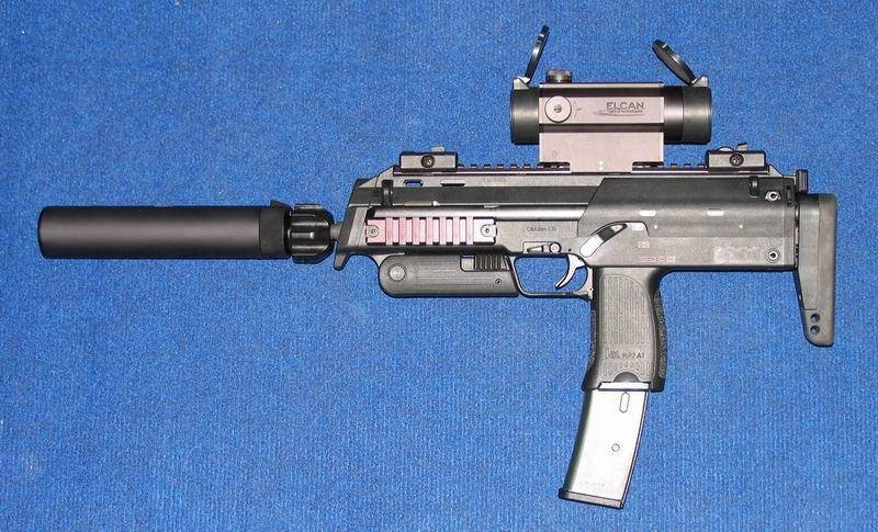 HECKLER & KOCH MP7